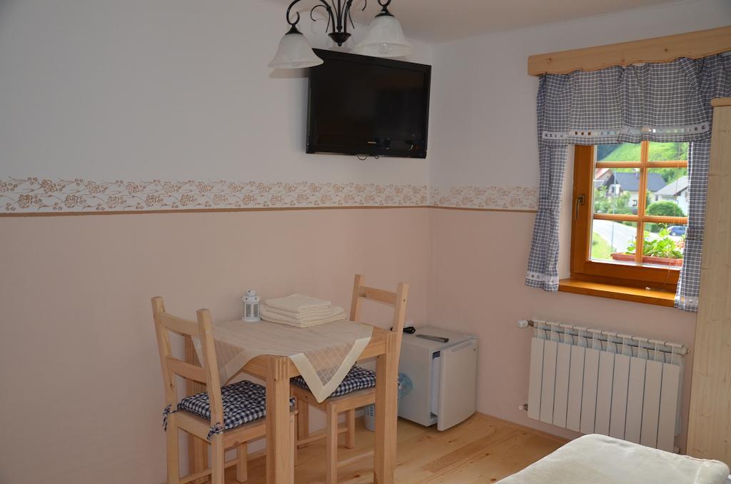 Farmhouse Stiftar Solčava Værelse billede